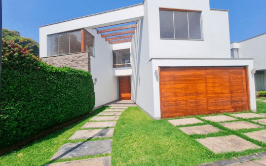 LMHCV0126 – Venta Casa en La Molina – EL HARAS